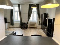 Eladó téglalakás, VII. kerületben, Wesselényi utcában