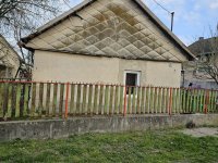 Eladó családi ház, Abonyban 13 M Ft, 1 szobás