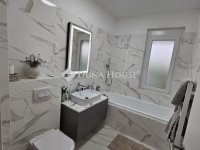 Eladó téglalakás, Pécsett 96.9 M Ft, 4 szobás