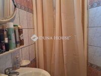 Eladó ikerház, Gyálon 172.4 M Ft, 9 szobás