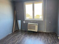 Eladó téglalakás, Debrecenben 45.9 M Ft, 2 szobás