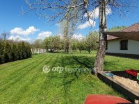 Eladó családi ház, Pakson 149.9 M Ft, 3+2 szobás