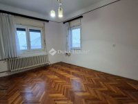 Eladó családi ház, Vácegresen 68.5 M Ft, 4 szobás