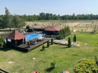 Eladó családi ház, Jakabszálláson 320 M Ft, 15 szobás
