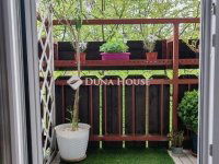 Eladó panellakás, Debrecenben 66.9 M Ft, 4 szobás