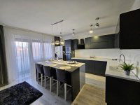 Eladó sorház, Szigethalmon 129 M Ft, 8 szobás