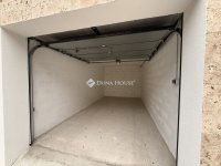 Eladó téglalakás, Pécsett 79.9 M Ft, 3 szobás