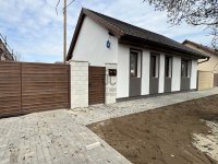 Eladó családi ház, Szekszárdon 87 M Ft, 4 szobás