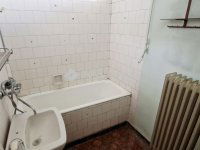 Eladó panellakás, Kecskeméten 42.5 M Ft, 2 szobás