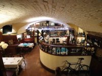 Eladó üzlethelyiség, VI. kerületben 123 M Ft