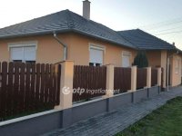 Eladó családi ház, Kunszentmártonban 78 M Ft, 3+1 szobás