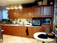 Eladó családi ház, Fóton 189.9 M Ft, 11 szobás