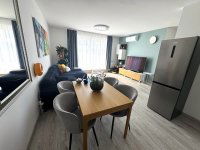 Kiadó téglalakás, albérlet, VIII. kerületben, Corvin sétányon