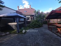 Eladó téglalakás, Pápán 58.5 M Ft, 2+2 szobás