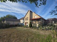 Eladó családi ház