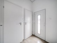 Eladó családi ház, Dunabogdányban 250 M Ft, 8 szobás