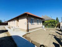 Eladó ikerház, Monoron 87 M Ft, 4 szobás / költözzbe.hu