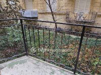 Eladó téglalakás, Budapesten, VI. kerületben 69.9 M Ft, 2 szobás