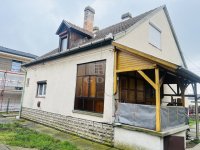 Eladó családi ház, Szegeden 110.9 M Ft, 5 szobás