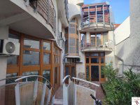 Eladó téglalakás