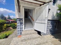Eladó családi ház, Balatonalmádiban 93 M Ft, 5+1 szobás