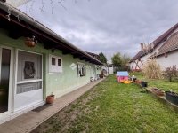 Eladó családi ház, Esztergomban 69.9 M Ft, 2 szobás