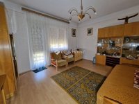 Eladó családi ház, XVII. kerületben 127.9 M Ft, 6 szobás