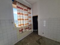 Eladó családi ház, Egyházaskeszőn 14 M Ft, 4+2 szobás