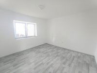 Eladó családi ház, Újszászon 19.5 M Ft, 2 szobás