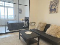 Kiadó téglalakás, albérlet