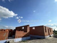 Eladó ikerház, Délegyházán 89.5 M Ft, 4 szobás