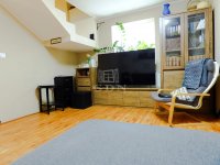 Eladó családi ház, Szadán 94.9 M Ft, 5 szobás