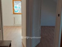 Eladó családi ház, Telkin 199 M Ft, 5+1 szobás