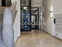 Eladó üzlethelyiség, VI. kerületben 190 M Ft, 6 szobás