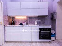 Eladó téglalakás, VI. kerületben 135 M Ft, 5 szobás