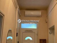 Eladó családi ház, III. kerületben 399 M Ft, 6 szobás