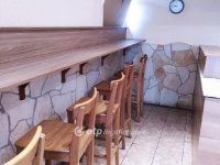 Eladó üzlethelyiség