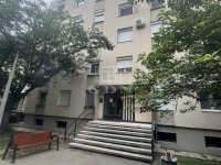 Eladó panellakás, Szekszárdon 34 M Ft, 2+2 szobás