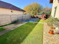 Eladó téglalakás, Üllőn 125 M Ft, 5 szobás