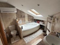 Eladó téglalakás, XII. kerületben 165 M Ft, 4 szobás