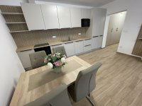 Kiadó téglalakás, albérlet