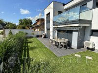 Eladó téglalakás, Siófokon 89.9 M Ft, 3 szobás