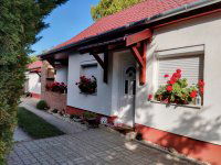 Eladó családi ház, Balatonkenesén 119 M Ft, 3 szobás