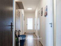 Eladó téglalakás, Balatonkenesén 135 M Ft, 3 szobás