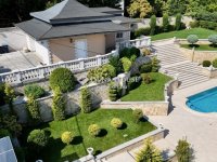 Eladó családi ház, II. kerületben 1000 M Ft, 10 szobás