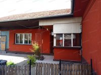 Eladó családi ház, Vecsésen 57 M Ft, 2 szobás