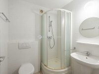 Eladó családi ház, Budaörsön 420 M Ft, 10 szobás