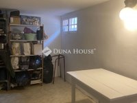 Eladó családi ház, Harkányban 110 M Ft, 8 szobás