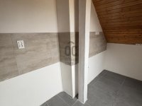 Eladó családi ház, XVIII. kerületben 270 M Ft, 9 szobás