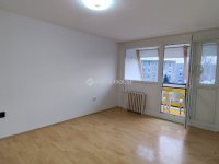 Kiadó panellakás, albérlet, Pécsett, Derék-réti úton